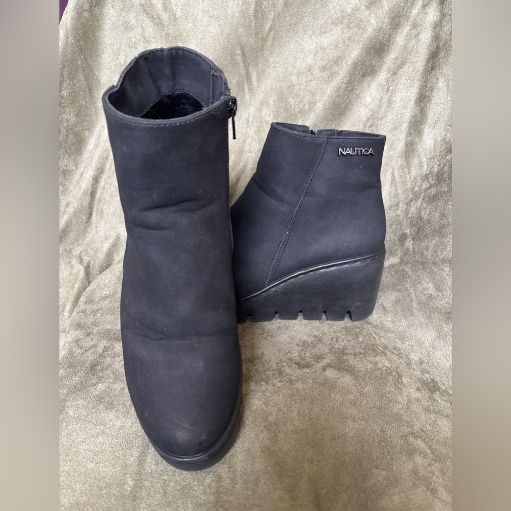 NAUTICA Laurette Size9 Women’s Black Faux Suede Wedge Heel Ankle Boot w/ zipper - Picture 15 of 16